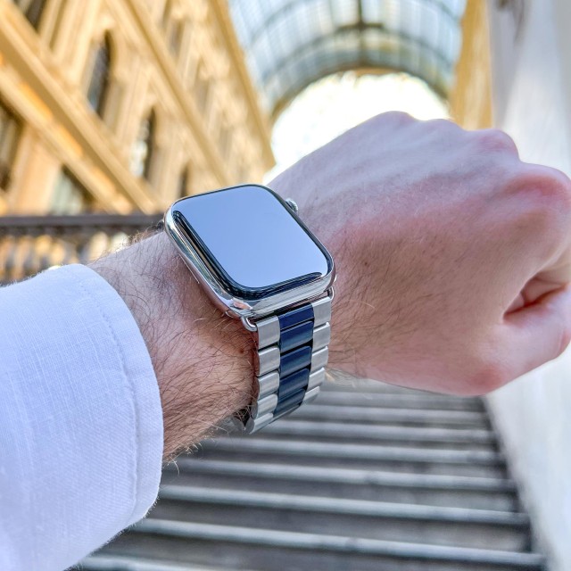 Apple Watch Stainless Steel Dressy Band - Classic | SMANIQUE