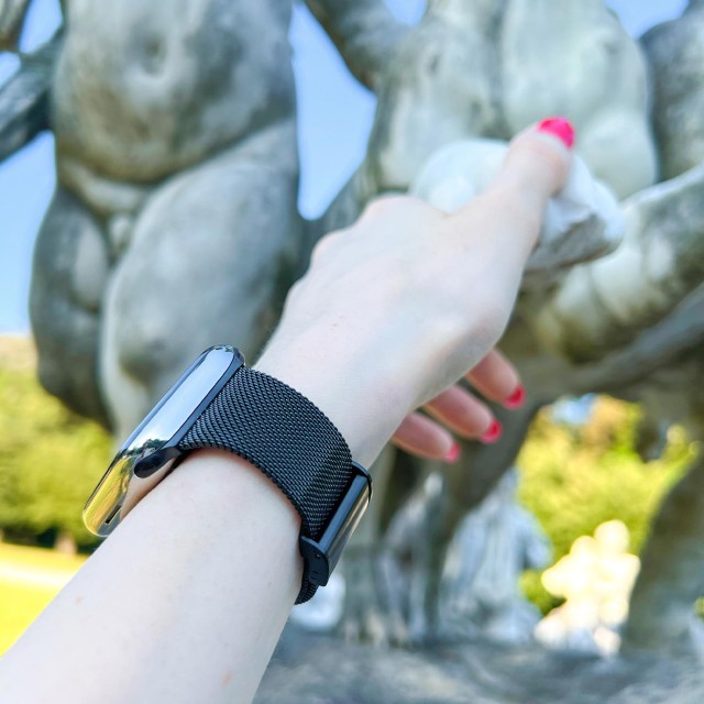 Apple Watch Milanese Stainless Steel Thin Band - Hyperion Slim | SMANIQUE