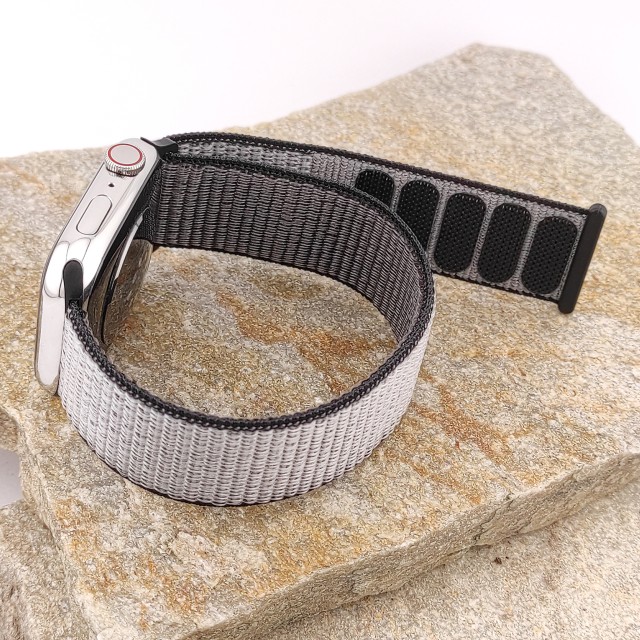 Apple Watch Sport Loop Nylon and Velcro Band - Saturno | SMANIQUE