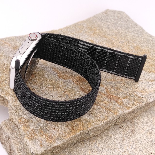 Apple Watch Sport Loop Nylon and Velcro Band - Saturno | SMANIQUE
